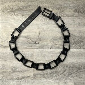 Banana Republic Black Geometric Belt